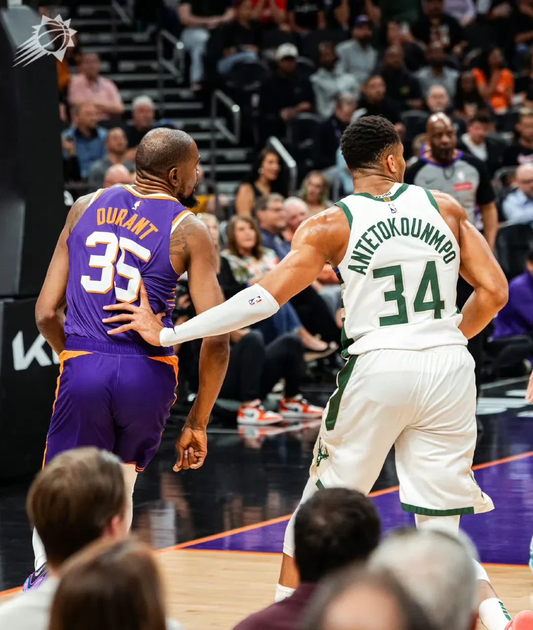 杜兰特重返赛场，晋级下一阶段首场状态出色，雄鹿观众沸腾！